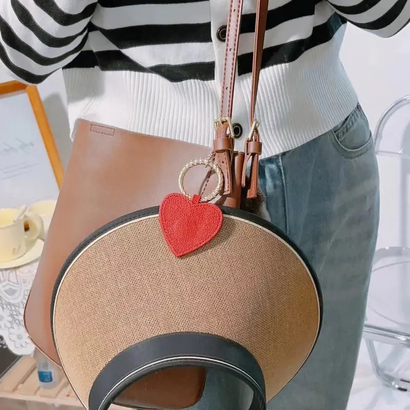 Heart Magnetic Travel Hat Clip Holder