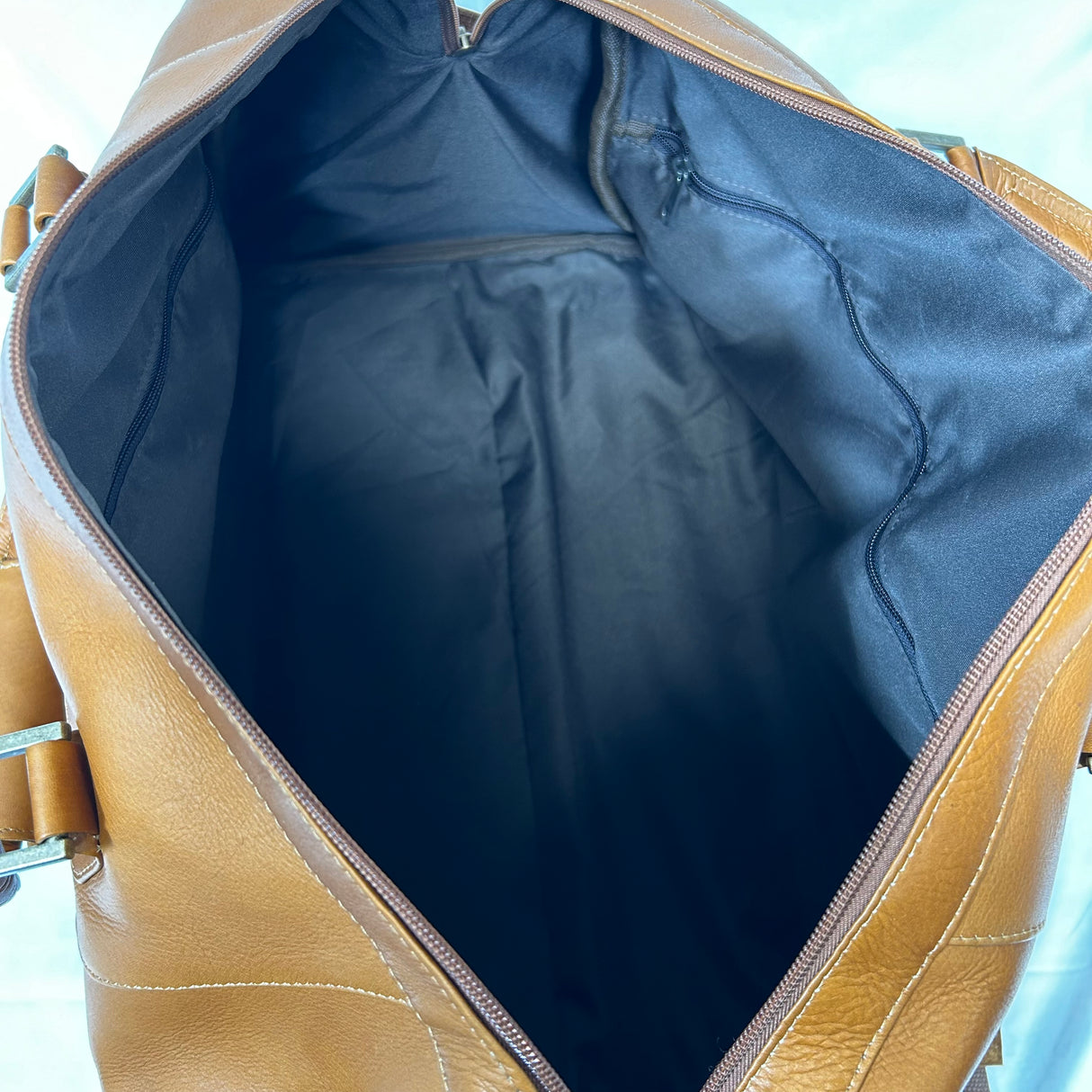 100% Real Leather Duffle Bag  (771-2210)