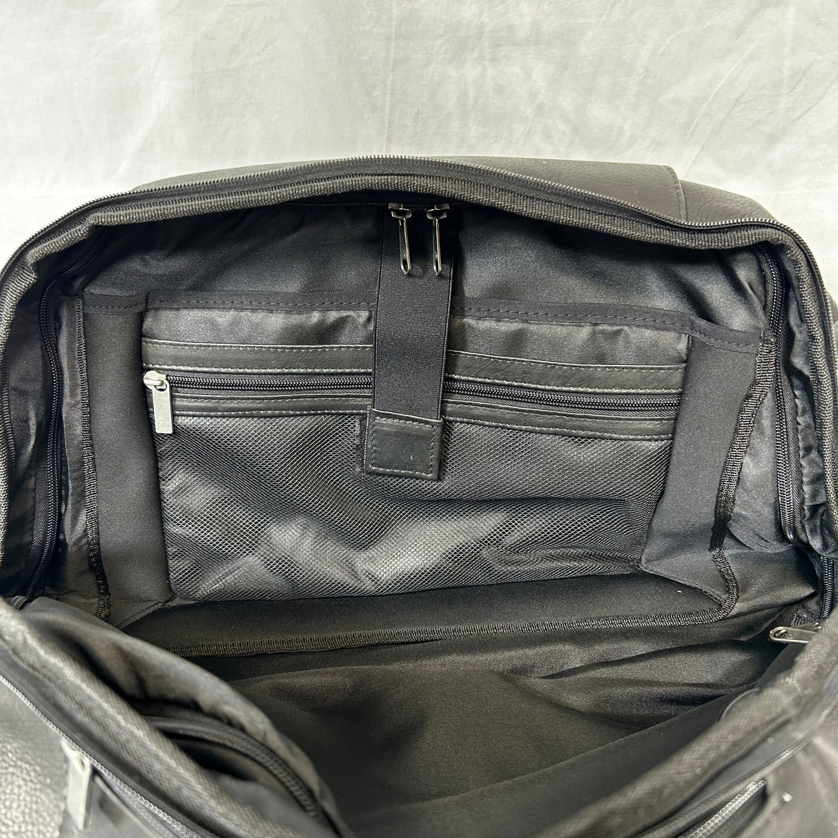 Real Leather Computer/Duffle bag  New for 2024 (771-2405)