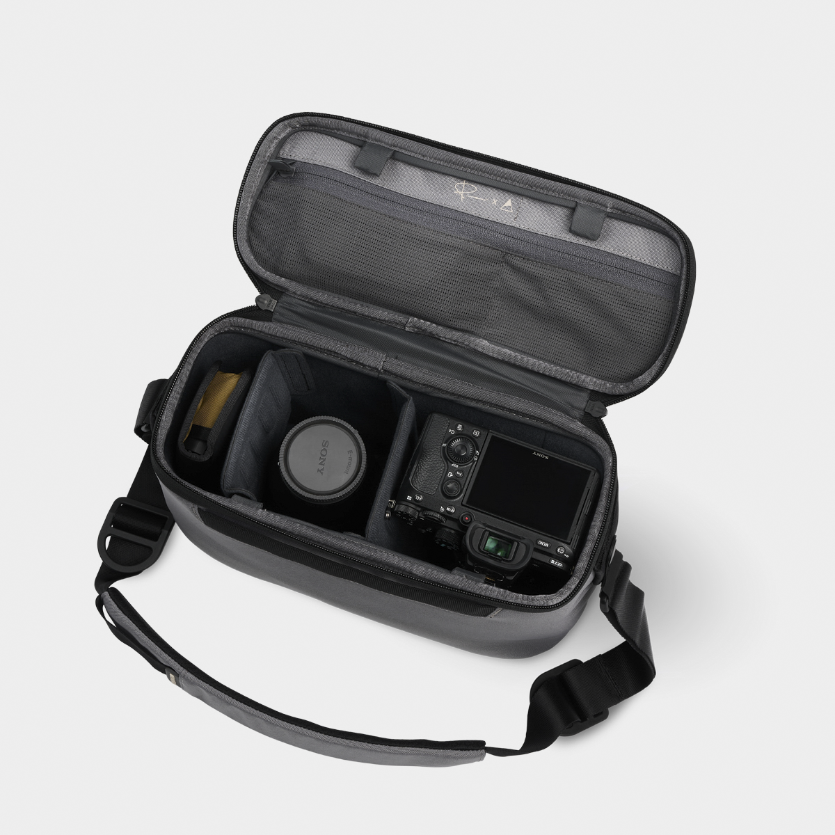 Luma Camera Sling 12L