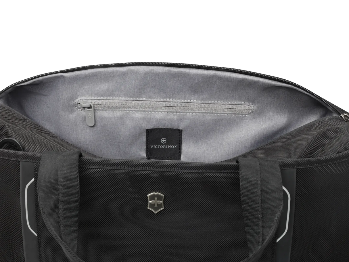 Werks Traveler 6.0 Weekender bag, by Victorinox